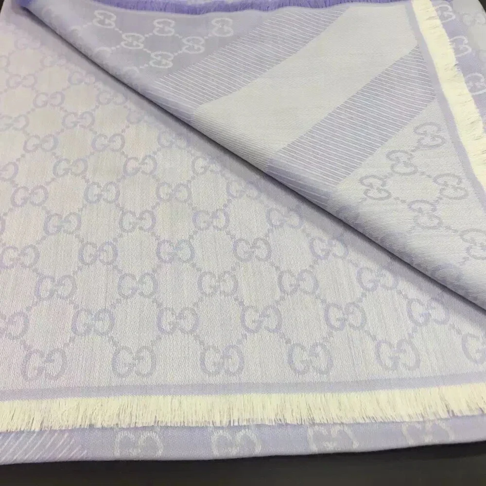 Gucci wool silk GG scarf